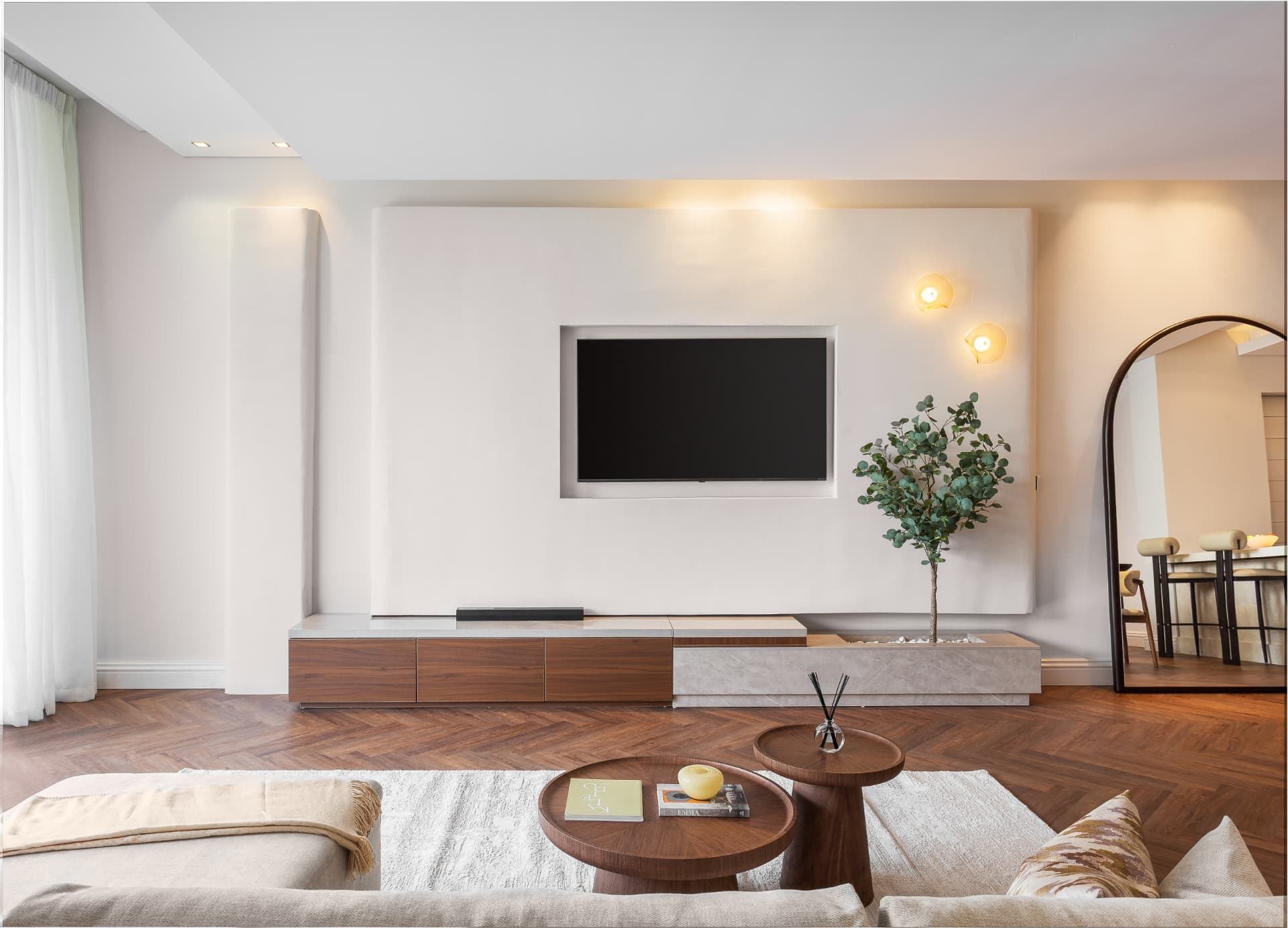 Ivory interior by Icora Studio, image 3 of 10