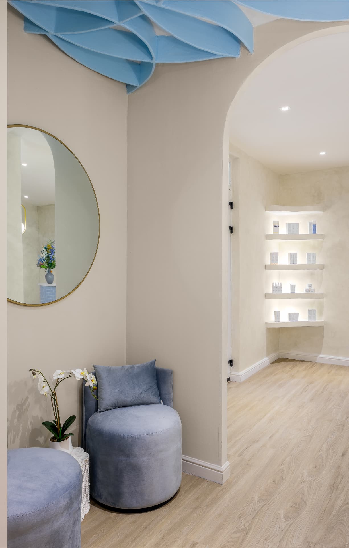 Mosi Skin interior by Icora Studio, image 7 of 7