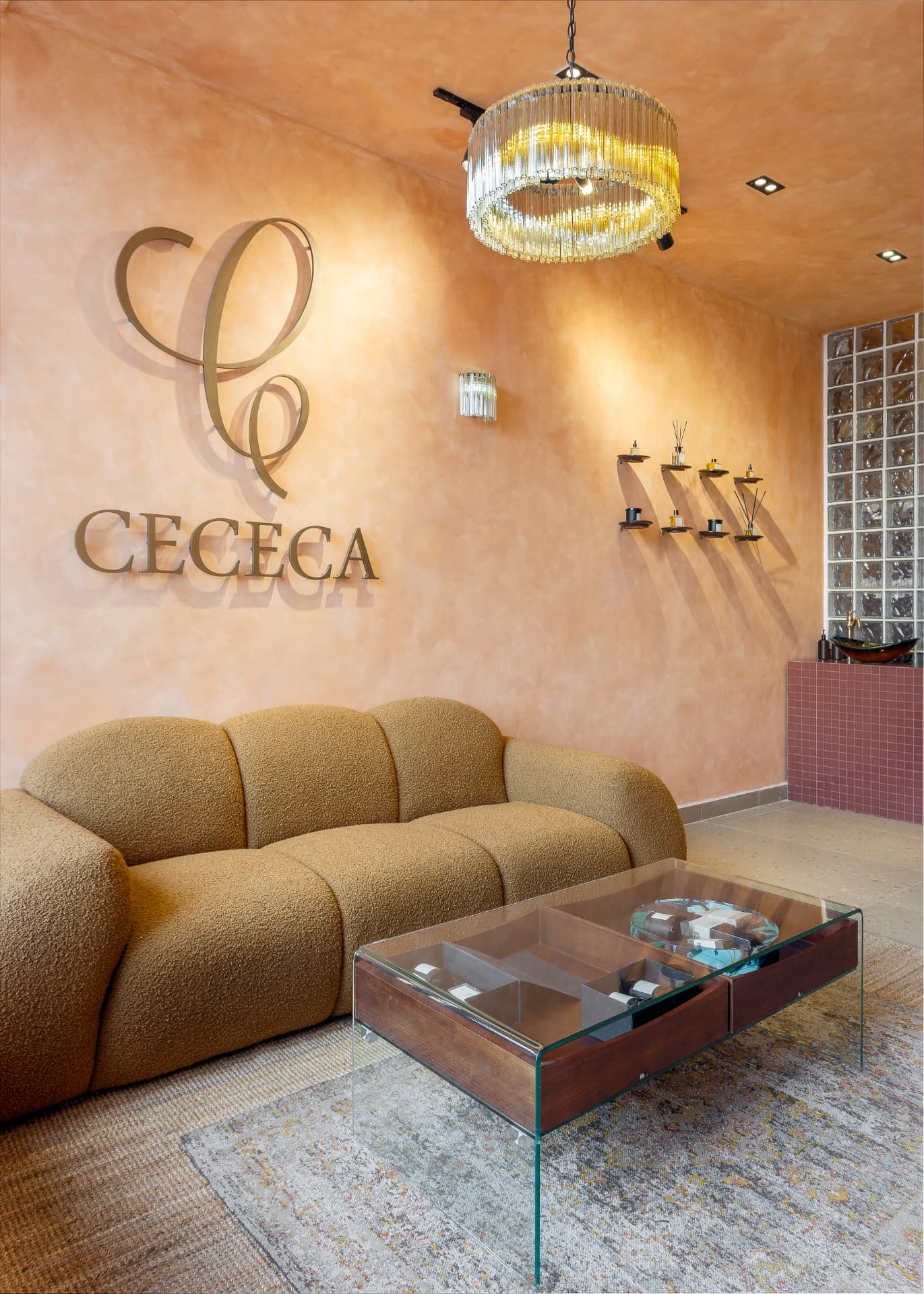 Cececa interior by Icora Studio, image 4 of 10