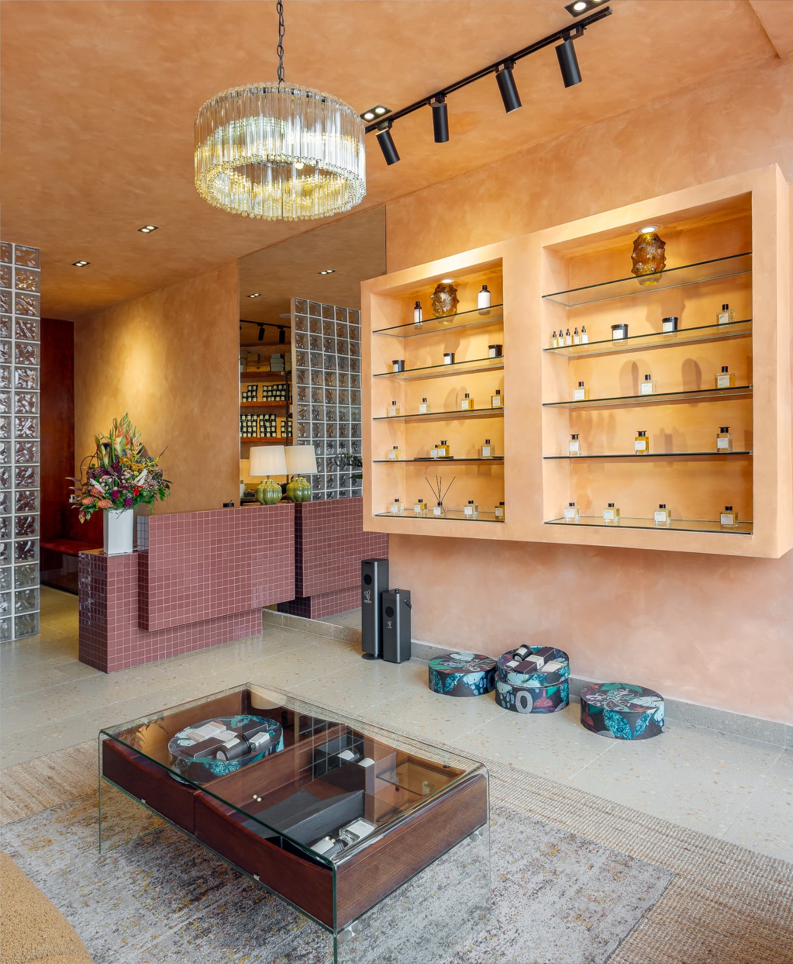 Cececa interior by Icora Studio, image 9 of 10