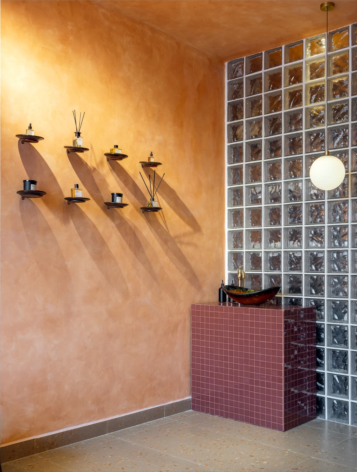 Cececa interior by Icora Studio, image 3 of 10